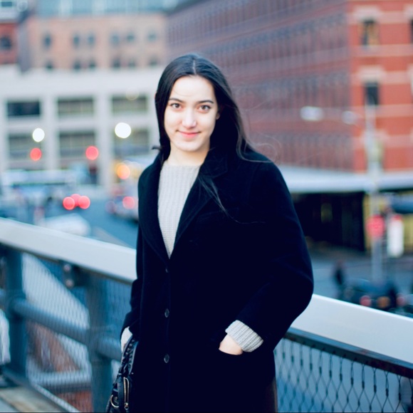 Meet your Posher, Natascha - Picture 3 of 6